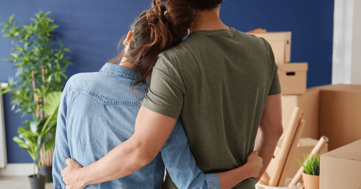 Couple moving in their new home in Houston